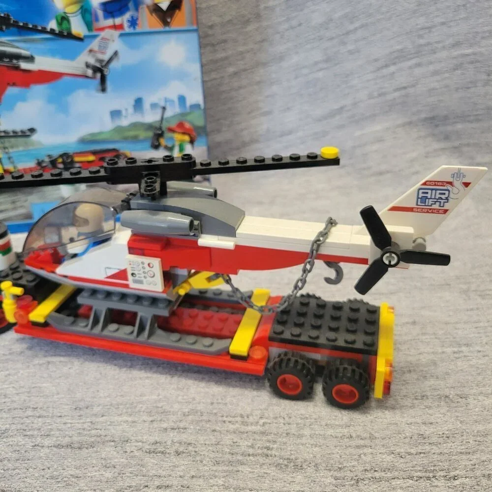 LEGO City 60183 Heavy Cargo Transport